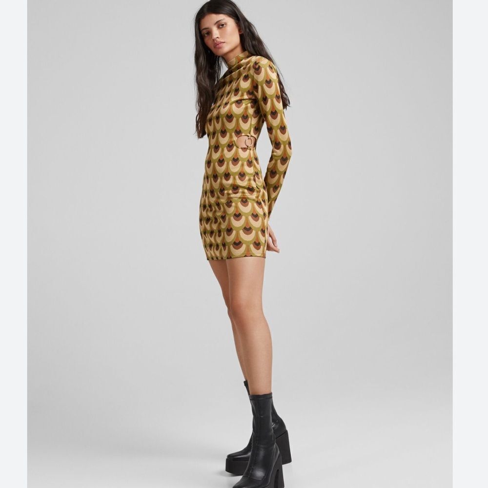 Retro GoGo Geometric Patterned Long Sleeve Mini Dress